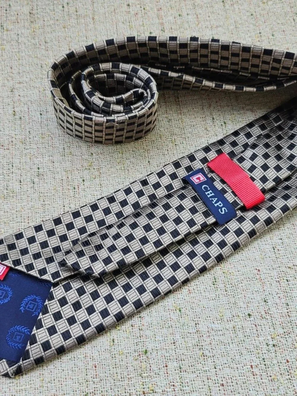 Chaps Men Tie Classic Necktie 100% Silk Brown/Black Tie